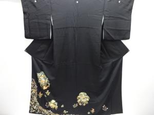 草花に孔雀模様刺繍留袖（比翼付き）